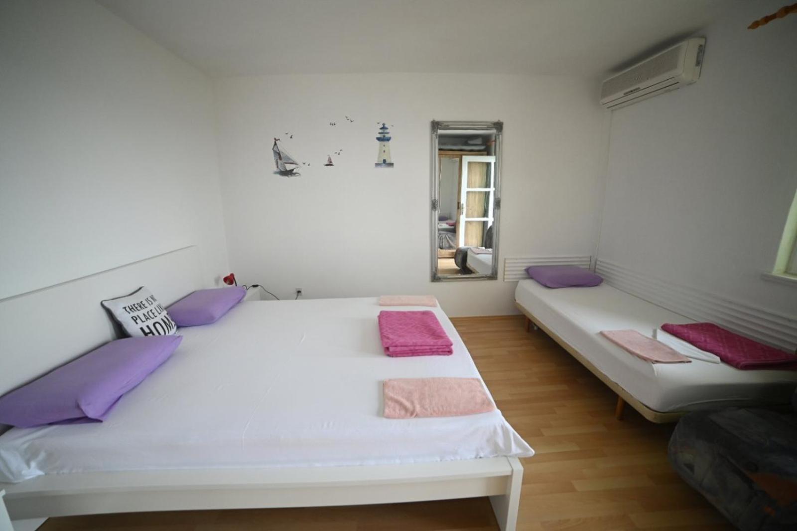Apartments Feral 2 Baška Voda Eksteriør billede