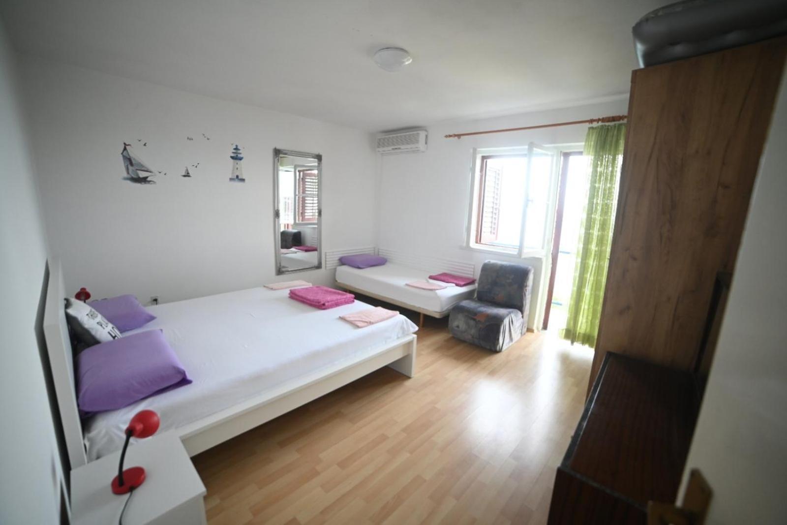 Apartments Feral 2 Baška Voda Eksteriør billede